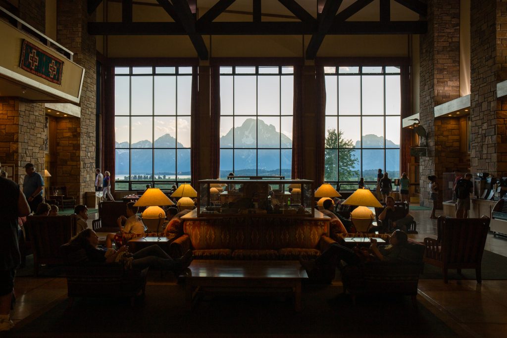 Lobby van Jackson Lake Lodge in Grand Teton National Park
