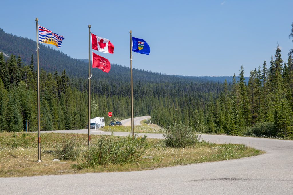 Grens tussen British Columbia en Alberta bij de Continental Divide
